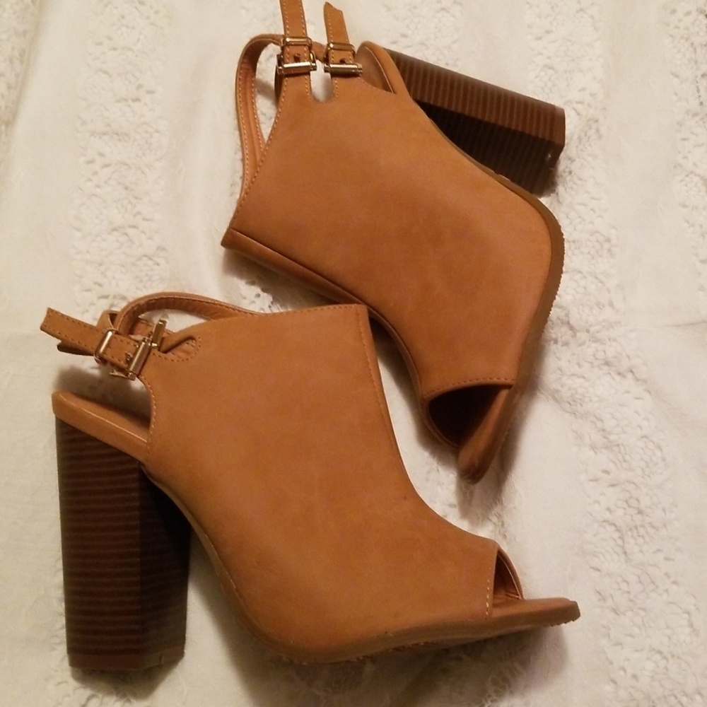 Bella Marie Booties- BNIB